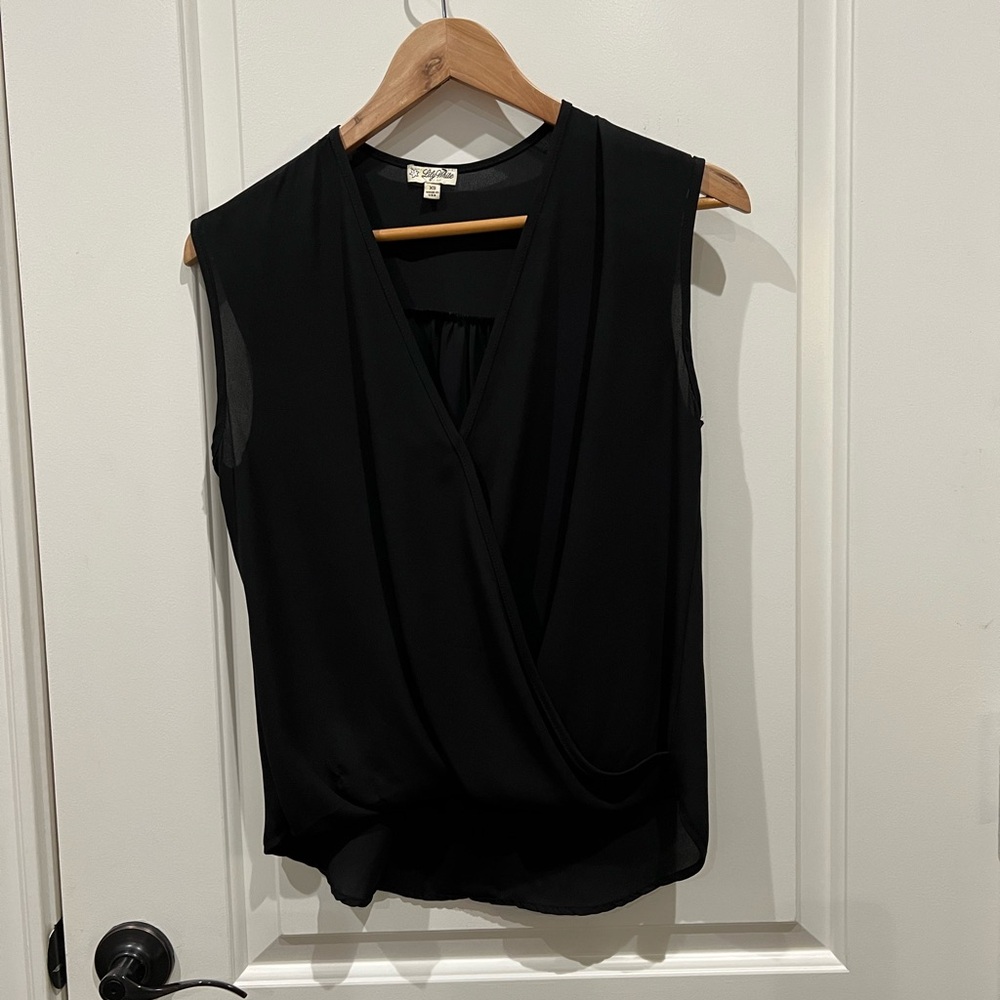 Black Sleeveless Top